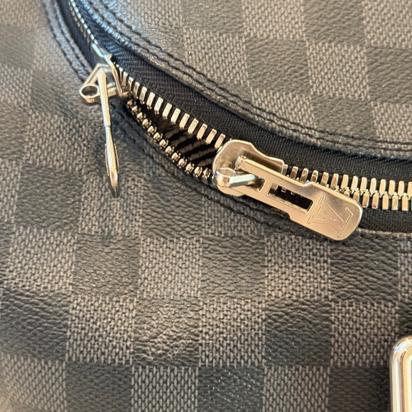 Louis Vuitton Damier Graphite Roadster 50 - Picture 4 of 14